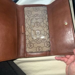 Michael Kors wallet SOLD